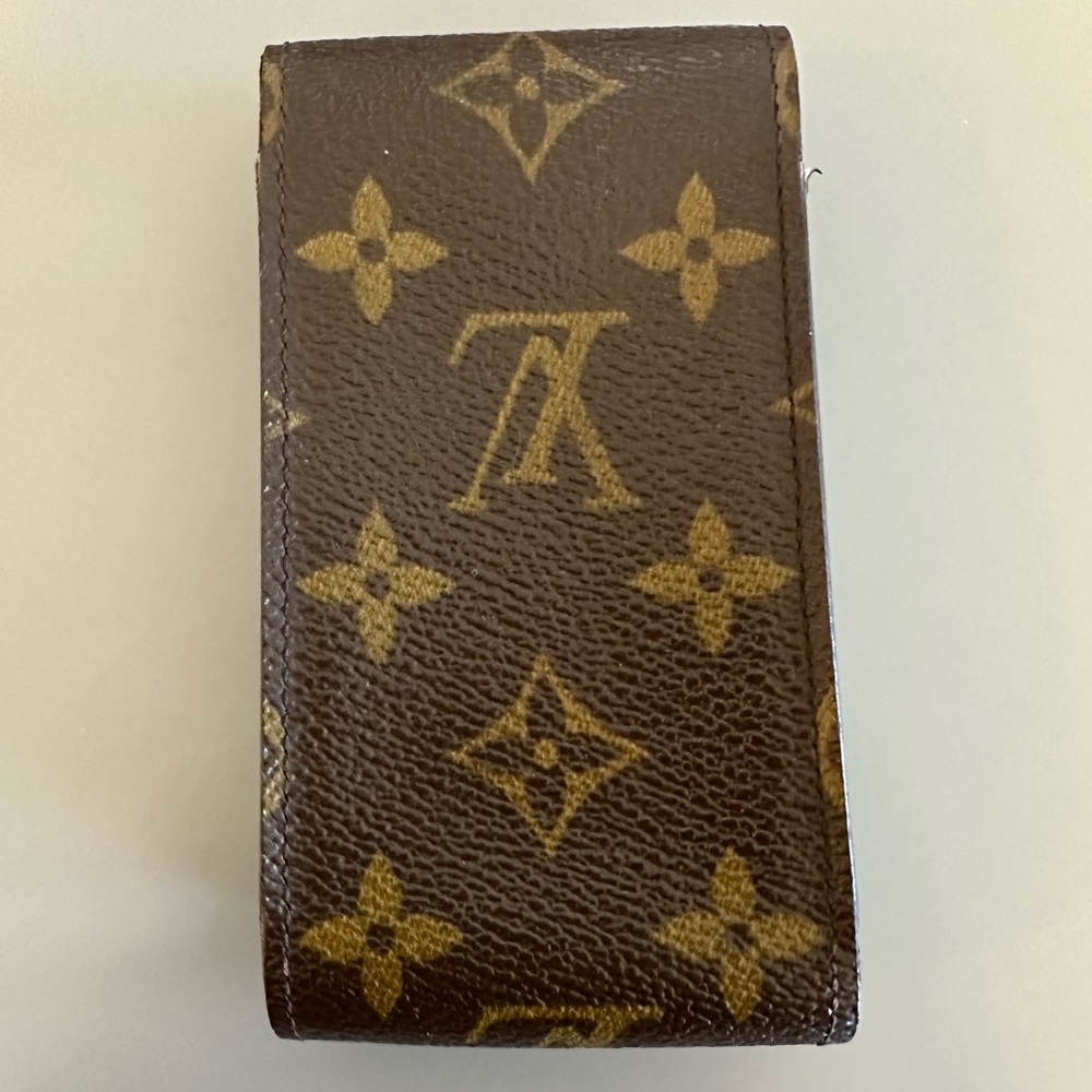 Louis Vuitton Monogram Cigarette Lipgloss card holder - Authentic - Picture 2 of 14